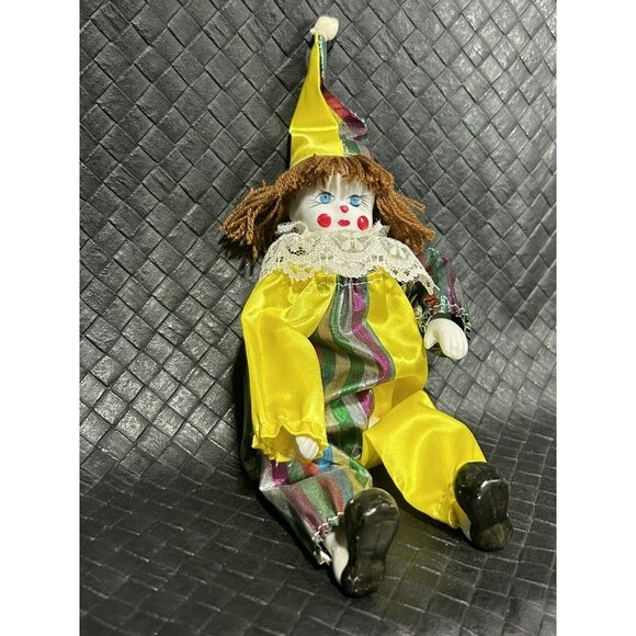 Collectible Circus Clown Doll Porcelain ARTMARK Chicago Ltd Grannycore - Picture 1 of 10